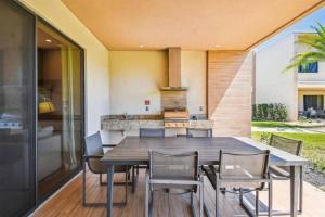 Disney Getaway Townhouse with Private Pool. Book Now MVV18