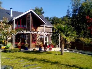 Appt dans maison d'architecte, Spa, Piscine & jardin