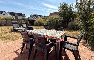 3 Bedroom Beautiful Home In Bredene