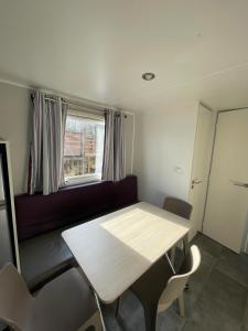 Mobil-home 2 chambres côté rivière