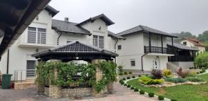 Vila Miana apartmani