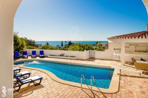 180 degree Ocean Views, Pure Paradise