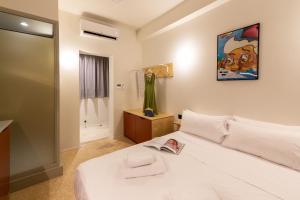 Mooeve Psyri Studios