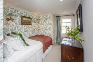 3 Bed in Bath oc-bhr40