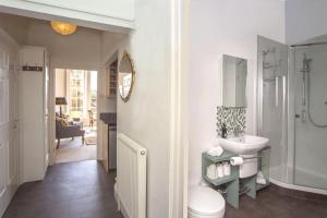 2 Bed in Bath oc-bhr57