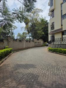 Milimani 3 bedroom apartment with sq