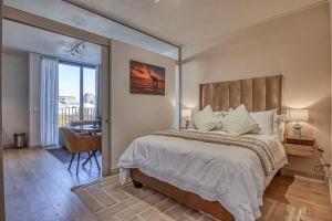 Luxe Rosebank Retreat