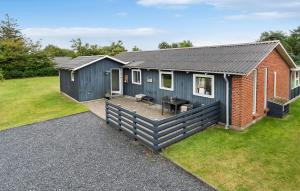 Beautiful Home In Tarm With Wifi