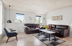 Beautiful Home In Tarm With Wifi