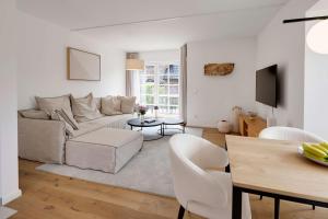 Newly built beach house with sauna close to beach