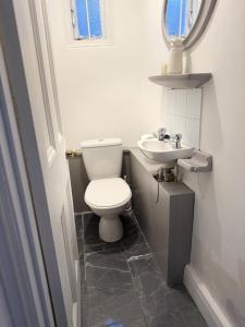 3 bdr House - Garden, easy access to centrl London