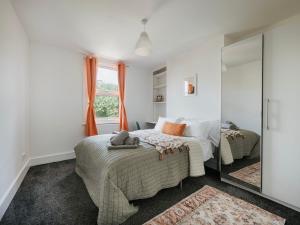 3 bdr House - Garden, easy access to centrl London