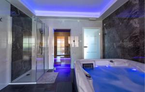 Stunning Apartment In Visnjevac With Sauna