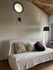 Casale nel mezzo dei vigneti