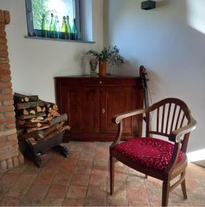 Casale nel mezzo dei vigneti