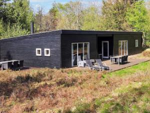 10 person holiday home in Hadsund