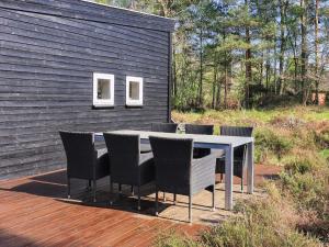 10 person holiday home in Hadsund