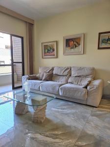 Cobertura com piscina no bairro mais charmoso de Cabo Frio, 400mts da praia do Forte