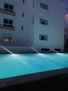 Casa étoile, Appartement 2 chambers et grand salon, avec piscines, vue sur mer et accès à la plage à Achakar Hill, Tanger