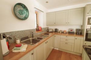 Beautiful Lodge with hot tub & panoramic views