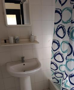 Kleines gemütliches Studio mit Terrasse, im Grünen gelegen