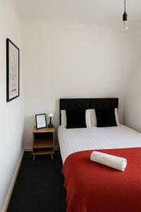 Bright 4-Bedrooms Home - National Museum- QMC - Lace Market - Sleeps 8