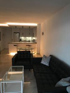 Modern Marina Apt Fantastic