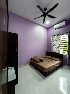 AZZR Homestay