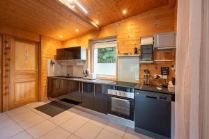 Le Chalet des Pins avec Spa et Sauna - Terrasse - Parking - Clim - Wifi