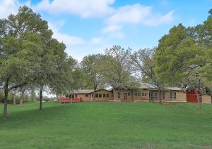 Dunlap Oasis Spacious 5BR 12mi to DT Austin