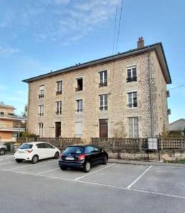 Charmant appartement neuf avec parking privé