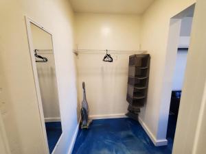 Downstairs studio on 13 st