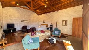 Espetacular casa em Gonçalves - MG (2)