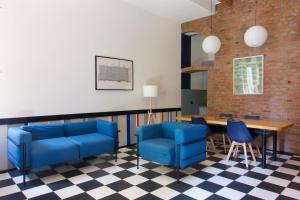 Bocconi Color Apartment