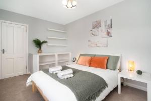 Wardlaw Retreat-WiFi-Parking