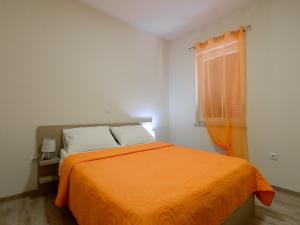 Apartment in Ljubac with Barbecue