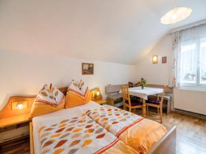 Apartment in Tröpolach near Ski Lift