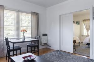 3 Berkeley - 1 Bedroom Apartment, with Laundry