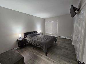 Private Apartment in Southbury 103