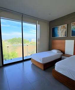 Arena, Sol y Descanso: Tu Refugio Playero