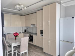 Apartments in VODOGRAY Residential Complex Краєвид і охайність захоплюють дух!