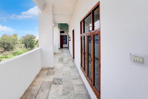 Hotel O AK PALACE INN