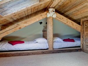 Chalet rénové au cœur de Courchevel avec accès proche des pistes et 9 couchages - FR-1-514-20