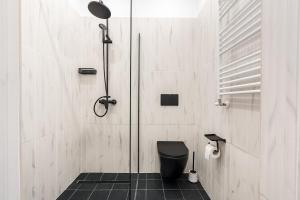 All around the world 4BR Apartment - City Center