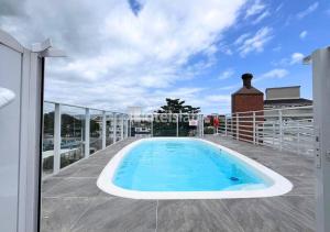 C136 Apto de 1 quarto na praia Cachoeira