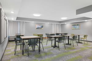 Spark by Hilton Colorado Springs I 25 Central