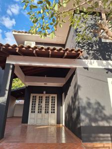 SOBRADO - 5 quartos - 4 banheiros - 4 vagas de garagem