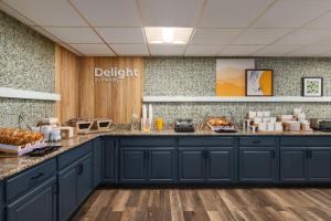 Spark by Hilton Sarasota Siesta Key Gateway