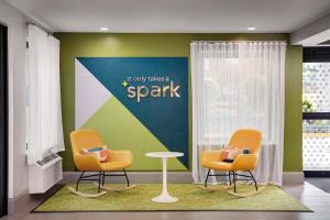 Spark by Hilton Atlanta Cumberland Ballpark