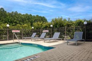 Spark by Hilton Savannah Airport